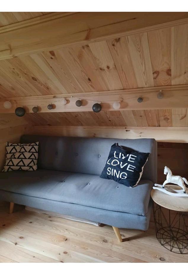 L'orée des bois , détente et calme . Mesigny Exterior foto